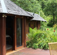 Silk Pavilions Glamping - Holiday Sunshine Coast