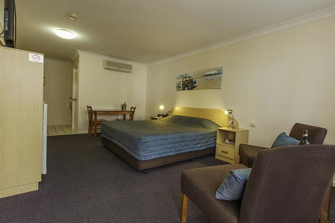 Silo Motor Inn - Sunshine Coast Tourism 2