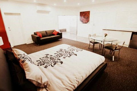 Silver Haven Motor Inn - Holiday Sunshine Coast 2