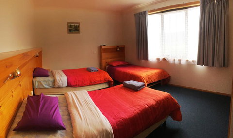 Silver Ridge Retreat - Sunshine Coast Tourism 3