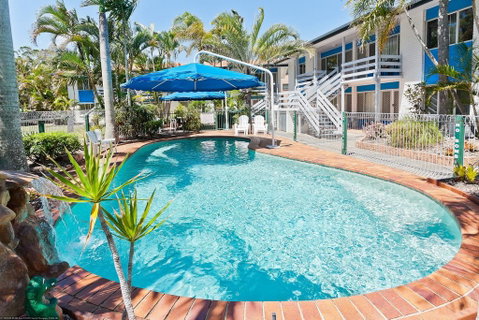 Silver Sands Apartments - Sunshine Coast Tourism 1