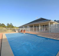 Silver Springs 6br Luxury Homestead with Wifi Pool. Fireplace Views Olives and Space - Holiday Sunshine Coast
