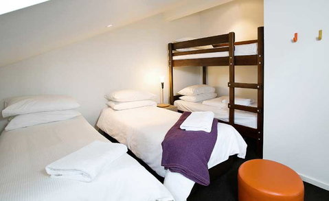 Silverski Rooms And Apartments - Sunshine Coast Tourism 2