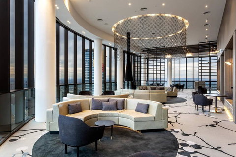 Sky-High Level 52 Opposite Crown Complex - Holiday Sunshine Coast 2