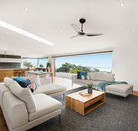 Skyluxe Luxury Retreat with water views and deluxe interior from every room - Holiday Sunshine Coast