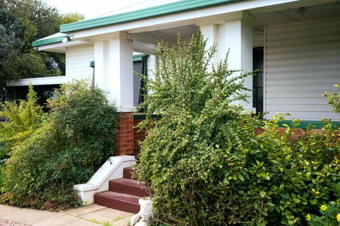 Skymirror Cottage - Sunshine Coast Tourism 0