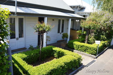 Sleepy Hollow - Holiday Sunshine Coast 0