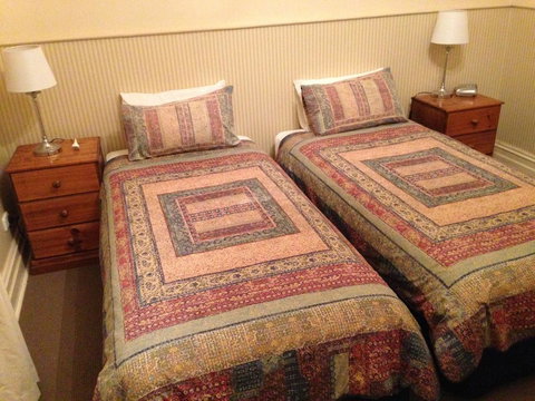 Smith Street Villa Naracoorte - Holiday Sunshine Coast 3