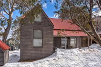 Book Dinner Plain Accommodation Vacations Sunshine Coast Tourism Sunshine Coast Tourism