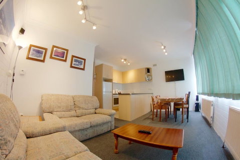 Snow Ski Apartments 05 - Sunshine Coast Tourism 1