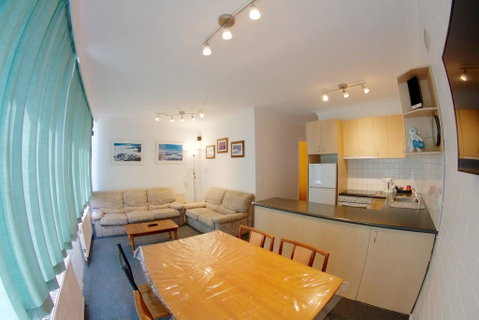 Snow Ski Apartments 05 - Sunshine Coast Tourism 0