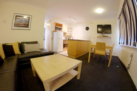 Snow Ski Apartments 09 - Sunshine Coast Tourism 2