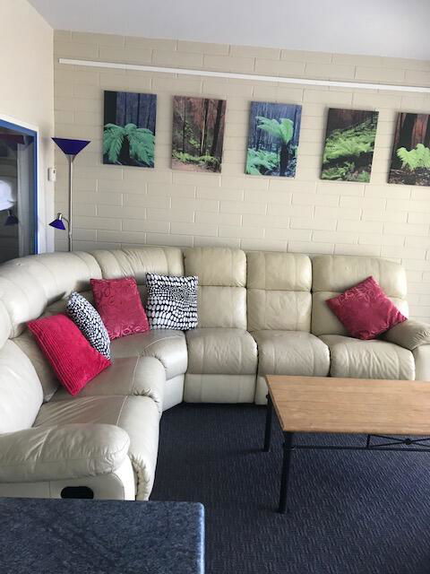 Snow Ski Apartments 20 - Sunshine Coast Tourism 3