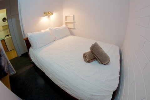Snow Ski Apartments 25 - Sunshine Coast Tourism 3
