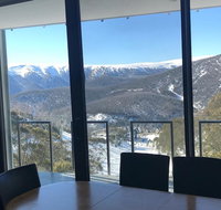 Snow Ski Apartments 28 - Sunshine Coast Tourism