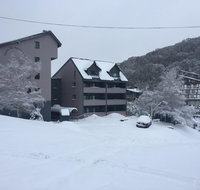 Snow Ski Apartments 29 - Sunshine Coast Tourism