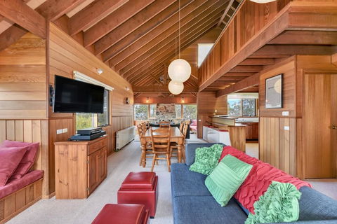 Snowgoose - Sunshine Coast Tourism 1