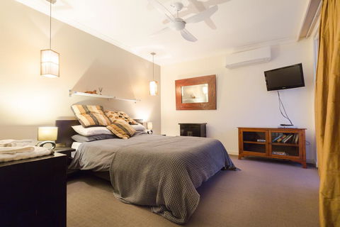 SoHo Penthouse - Holiday Sunshine Coast 2