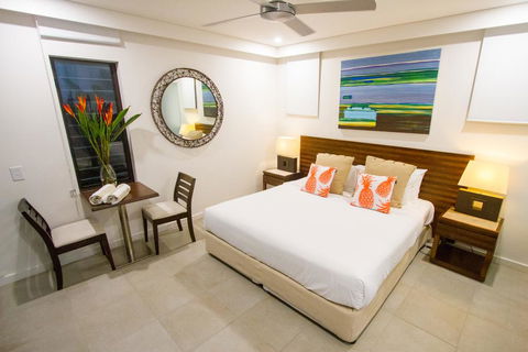 Solitudes Studio @ Sea Temple - Holiday Sunshine Coast 3