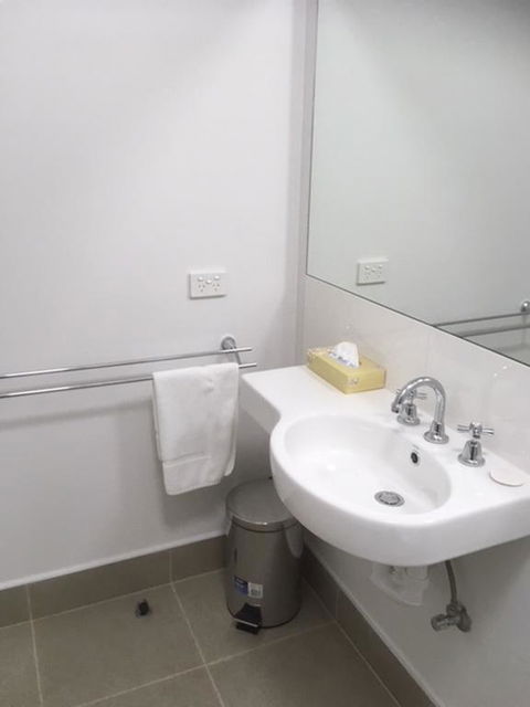 Somerset Hotel - Sunshine Coast Tourism 2