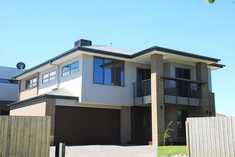 SOMERSET ON MURRAY - Sunshine Coast Tourism 0