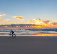 South Golden Beach - Holiday Sunshine Coast