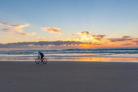 South Golden Beach - Sunshine Coast Tourism 0