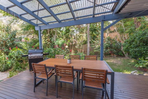 South Golden Beach - Sunshine Coast Tourism 3