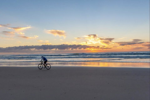 South Golden Beach - Sunshine Coast Tourism 1