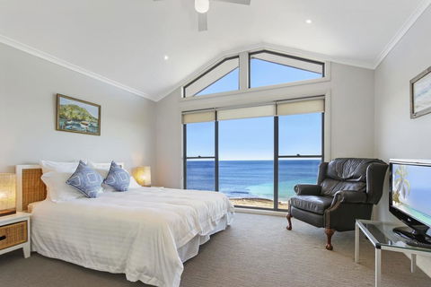 South Pacific Crescent 75, Ulladulla - Sunshine Coast Tourism 3