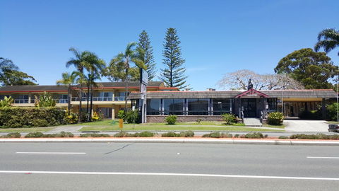 South Pacific Palms Motor Inn - Sunshine Coast Tourism 1