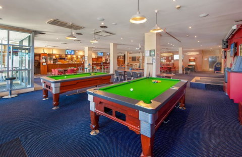 Southend Hotel - Sunshine Coast Tourism 3