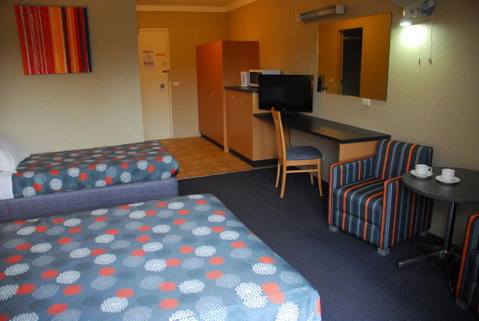 Southend Hotel - Sunshine Coast Tourism 1