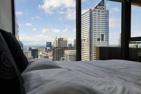 Southern Cross Flat With Sky, City, And Sea Views - Holiday Sunshine Coast 0
