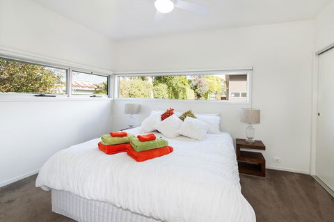 Southern Grampians Cottages - Sunshine Coast Tourism 2
