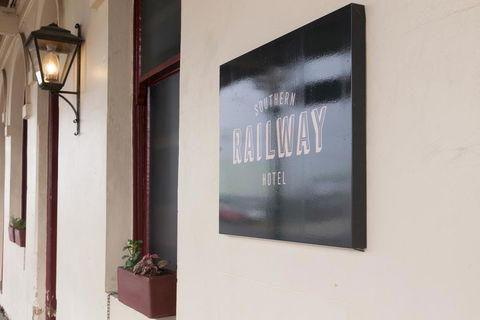 Southern Railway Hotel - Sunshine Coast Tourism 2