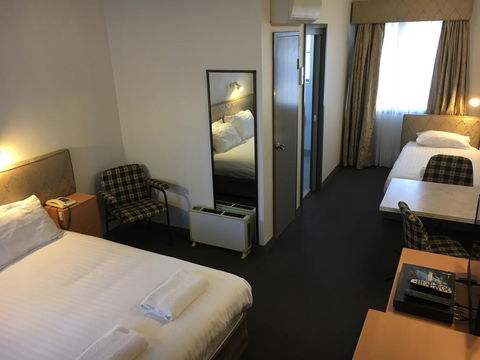 Spa Village Travel Inn - Sunshine Coast Tourism 1