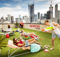 Space Hotel - Holiday Sunshine Coast