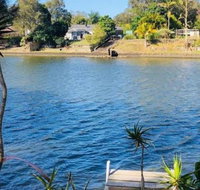 Spacious 2 Bedroom Beach Side Apartment - Close to shopping Centre with Coles Health Food Shop Sushi Pizza Cafes Hairdresse - Sunshine Coast Tourism