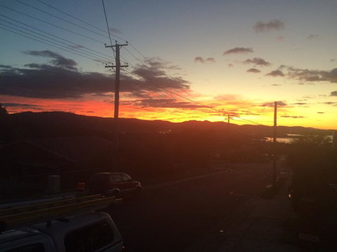 Spacious And Central To CBD - Sunshine Coast Tourism 1