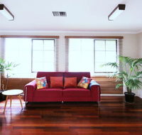 Spacious and cozy home next to Glen Waverley - Sunshine Coast Tourism