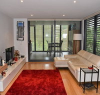 Spacious Apartment in the Heart of Melbourne's CBD - Holiday Sunshine Coast