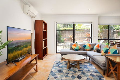 Spacious Home In The Heart Of Avalon Beach - Sunshine Coast Tourism 0