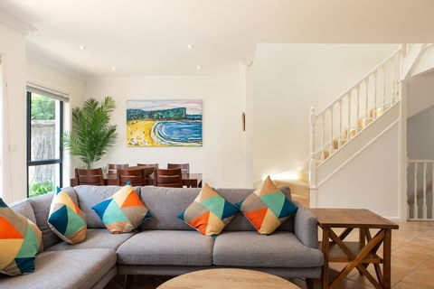 Spacious Home In The Heart Of Avalon Beach - Sunshine Coast Tourism 1