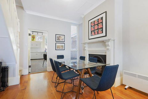 Spacious Victorian With Harbour View Terrace - Sunshine Coast Tourism 2