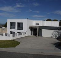 Spectacular Holiday Living - Holiday Sunshine Coast