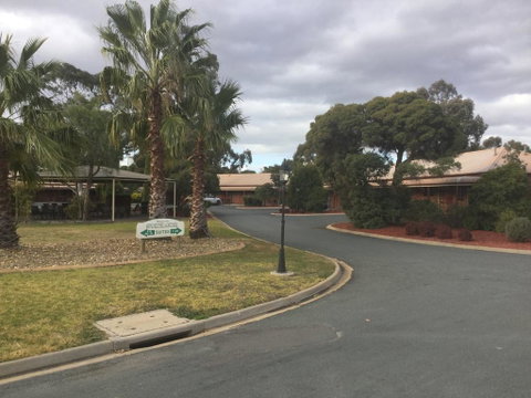 Sportslander Motor Inn - Sunshine Coast Tourism 1