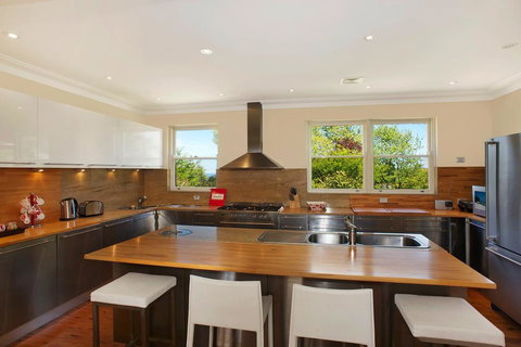 St Raphael - Sunshine Coast Tourism 2