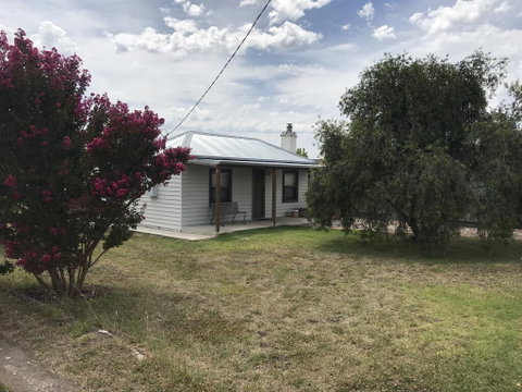 Stable Cottage - Holiday Sunshine Coast 0