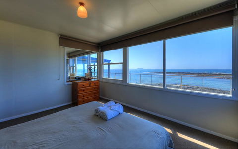 Stanley View Beach House - Sunshine Coast Tourism 3